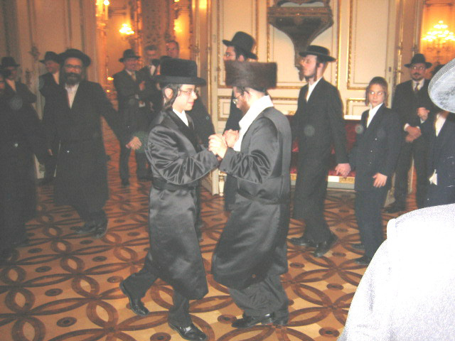 Rabbi Friedman in 2005 at his sons Bar Mitzvah in Vienna where many Rabbis and politicians attended
