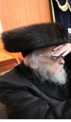 Rabbi Shalom Elyashiv called for protest measures against the Supreme Court 