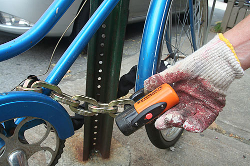 The Bike Crusader, whose identity is being concealed in exchange for our right to tell this harrowing tale, is putting glue in cyclists’ locks. The crusader has said that no bike is safe in Williamsburg.