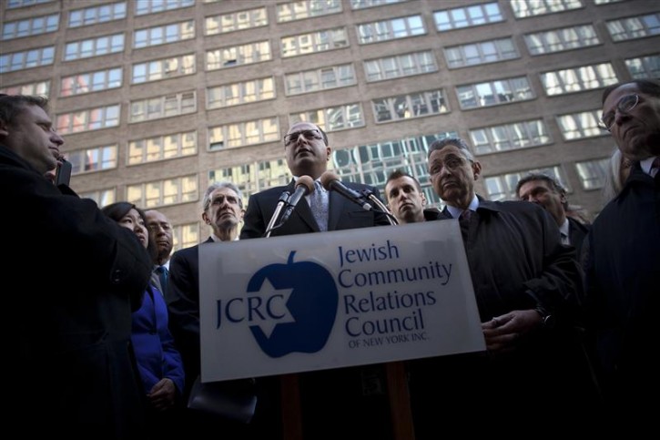 Consul General to Israel Ido Aharoni speaks at a press conference of city officials in support of Israel outside the Israeli consulate in New York November 20, 2012. Israel is currently engaged in cross border battles with neighboring Palestine. REUTERS/Andrew Kelly 