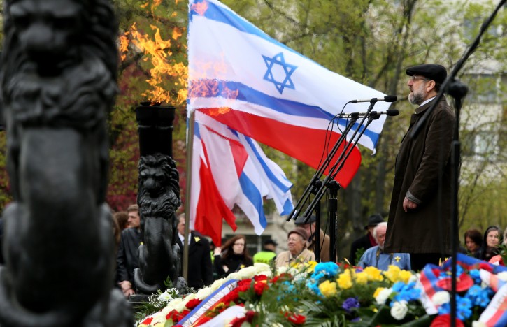 Chief Rabbi of Poland Michael Schudrich speaks during the official ceremony marking the 73rd anniversary of the Warsaw Ghetto Uprising at the Monument to the Ghetto Heroes in Warsaw, Poland, 19 April 2016. The 1943 Warsaw Ghetto Uprising against the Nazis was the largest single revolt by the Jews during World War II.  EPA/TOMASZ GZELL