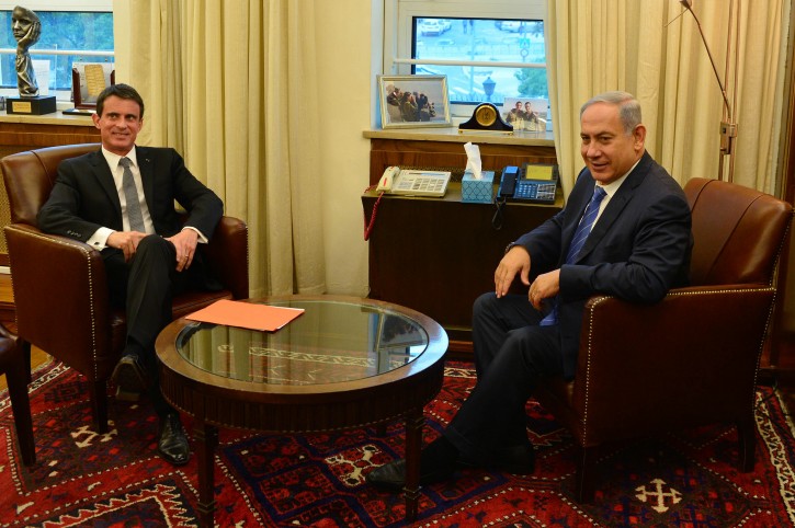 Prime Minister Benjamin Netanyahu Meets with French Prime Minister Manuel Valls, May 23, 2016. Photo: Kobi Gideon, GPO
