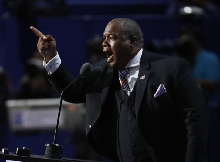 Pastor Mark Burns speaks at the Republican National Convention in Cleveland, Ohio, U.S. July 21, 2016. REUTERS/Jim Young
