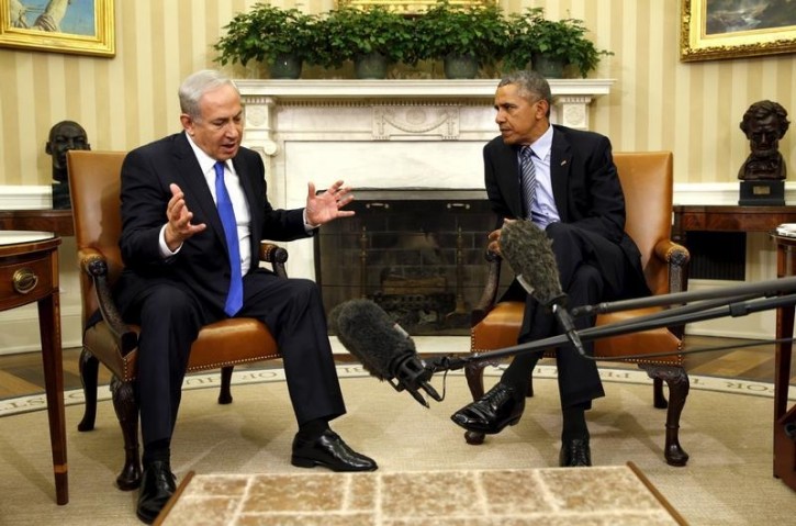 FILE - U.S. President Barack Obama meets with Israeli Prime Minister Benjamin Netanyahu in the Oval office of the White House in Washington November 9, 2015. Reuters