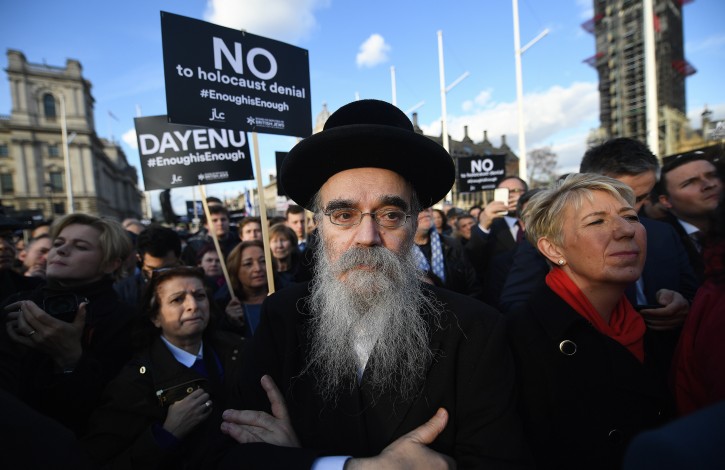 Members of London's Jewish community protest outside The British Houses of Parliament in London, Britain, 26 March 2018. The Jewish community have  called on Labour leader Jeremy Corbyn to stamp out anti-semitism in the Labour Party.  EPA